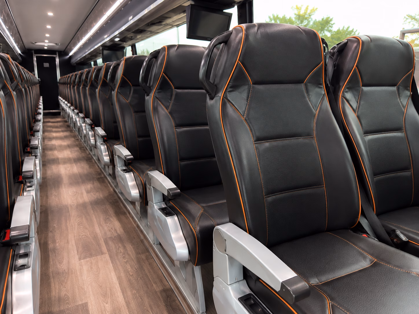 choosing the right bus size for your inglewood wine tour group