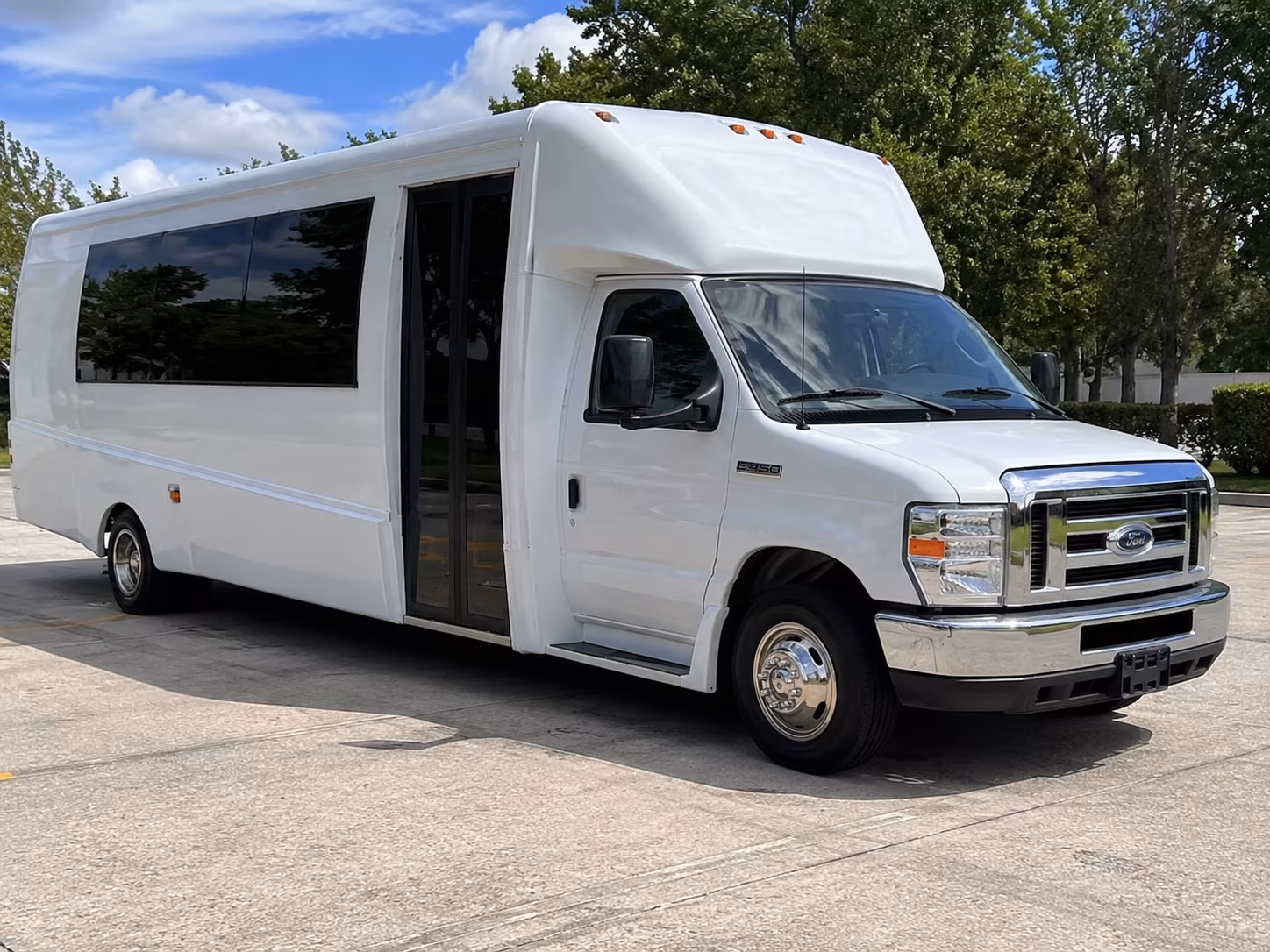 inglewood area proms party bus rental